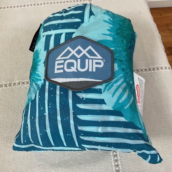 EQUIP TWO PERSON TRAVEL HAMMOCK BLUE PATCHWORK FLORAL NEW - Picture 1 of 3